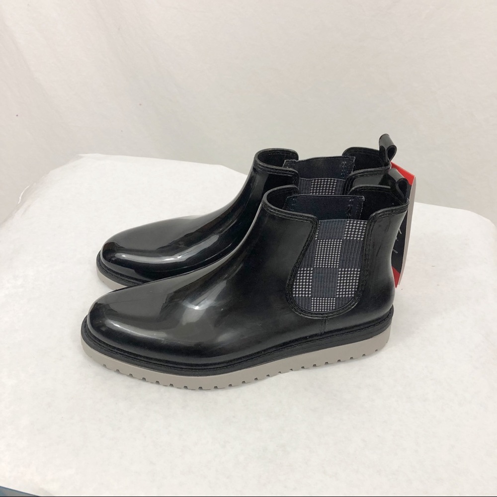 NEW Storm by Cougar Dawn Plaid Rain Boots, Size 11, Black